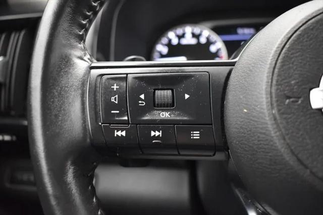 2024 Nissan Pathfinder SV FWD