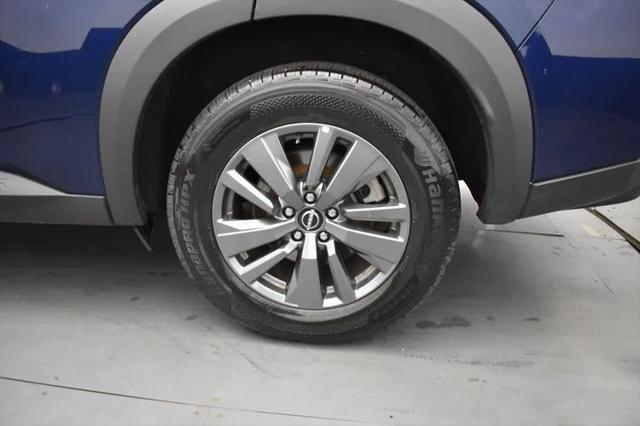 2024 Nissan Pathfinder SV FWD