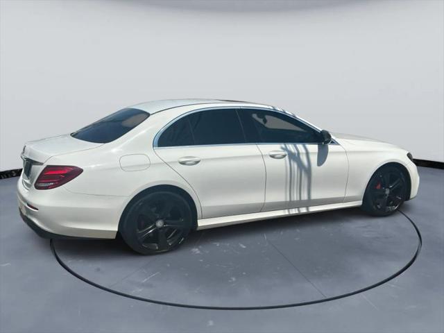 2017 Mercedes-Benz E-CLASS E 300 E 300