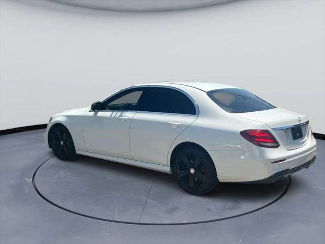 2017 Mercedes-Benz E-CLASS E 300 E 300