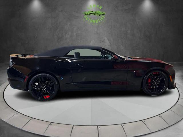 2023 Chevrolet Camaro RWD Convertible LT1