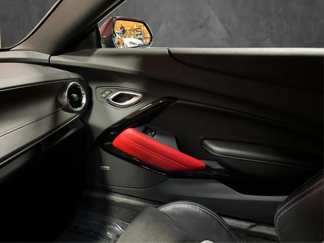 2023 Chevrolet Camaro RWD Convertible LT1