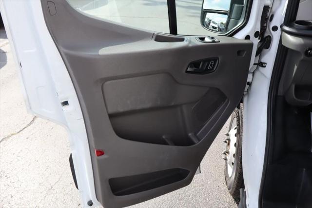 2023 Ford Transit Cargo Van Extended Length w/9 950-lb GVWR