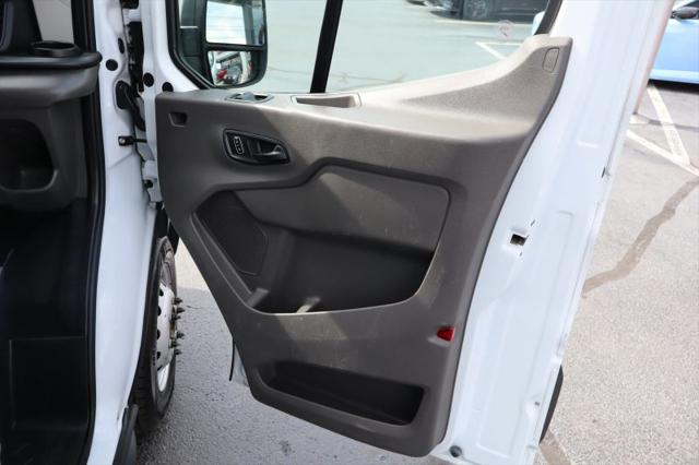 2023 Ford Transit Cargo Van Extended Length w/9 950-lb GVWR