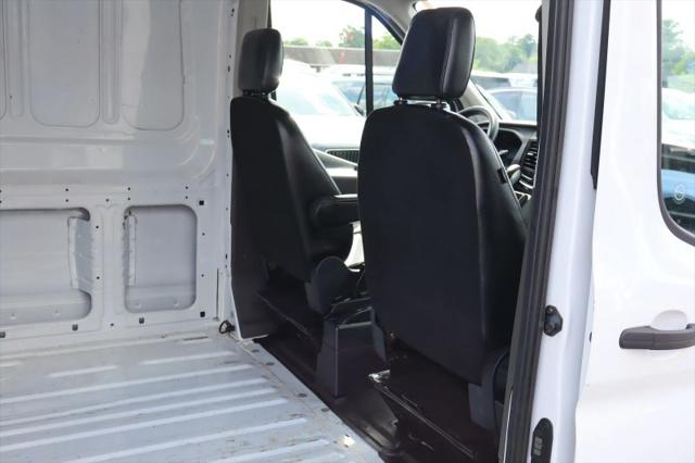 2023 Ford Transit Cargo Van Extended Length w/9 950-lb GVWR