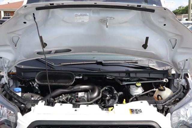 2023 Ford Transit Cargo Van Extended Length w/9 950-lb GVWR