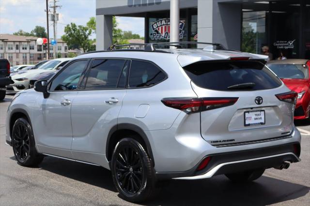 2025 Toyota Highlander XSE