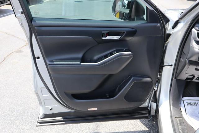 2025 Toyota Highlander XSE