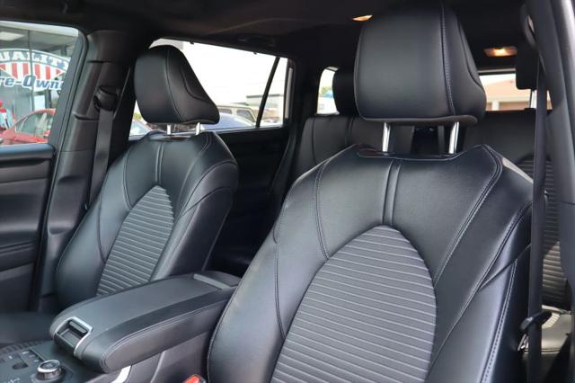 2025 Toyota Highlander XSE