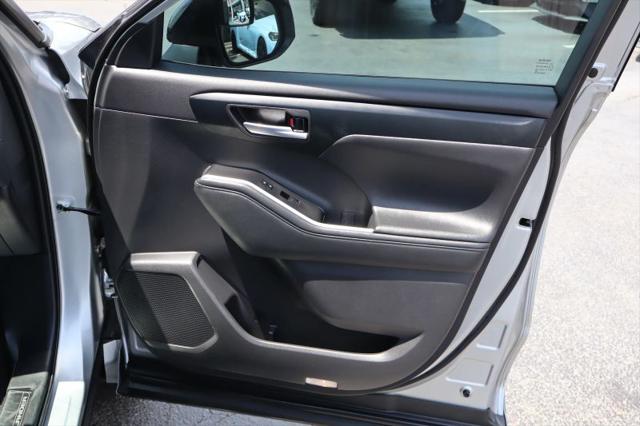 2025 Toyota Highlander XSE