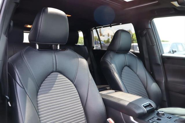 2025 Toyota Highlander XSE