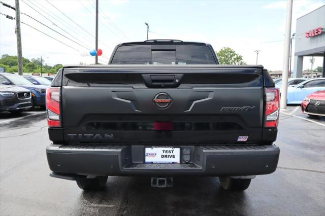 2021 Nissan Titan Crew Cab PRO-4X 4x4