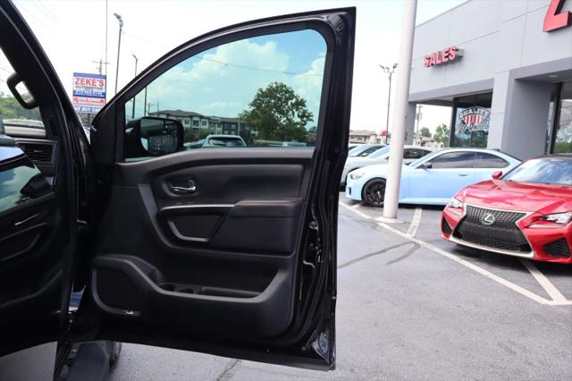 2021 Nissan Titan Crew Cab PRO-4X 4x4