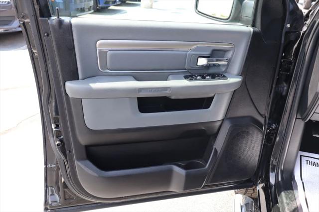 2018 Ram 1500 Big Horn Crew Cab 4x4 5'7" Box