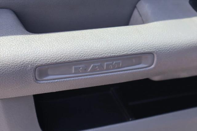 2018 Ram 1500 Big Horn Crew Cab 4x4 5'7" Box