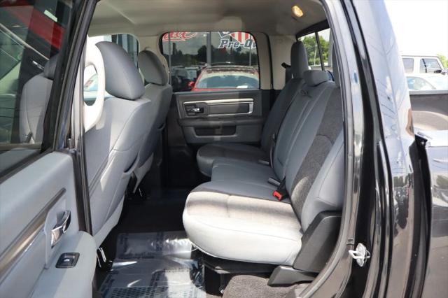 2018 Ram 1500 Big Horn Crew Cab 4x4 5'7" Box