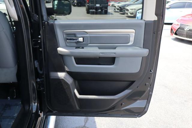 2018 Ram 1500 Big Horn Crew Cab 4x4 5'7" Box