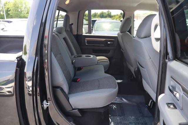 2018 Ram 1500 Big Horn Crew Cab 4x4 5'7" Box