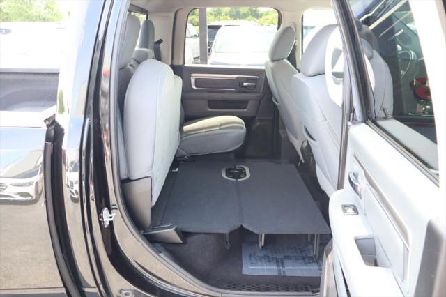 2018 Ram 1500 Big Horn Crew Cab 4x4 5'7" Box