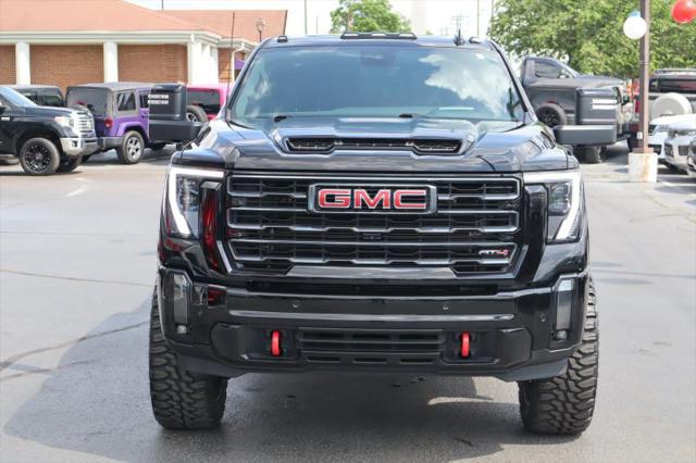 2024 GMC Sierra 2500HD 4WD Crew Cab Standard Bed AT4