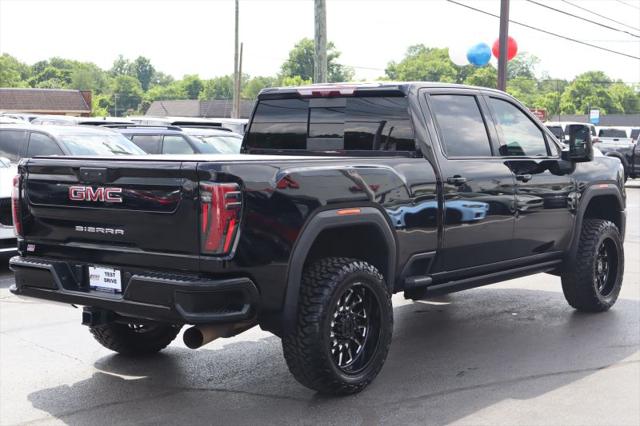 2024 GMC Sierra 2500HD 4WD Crew Cab Standard Bed AT4