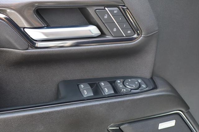 2024 GMC Sierra 2500HD 4WD Crew Cab Standard Bed AT4