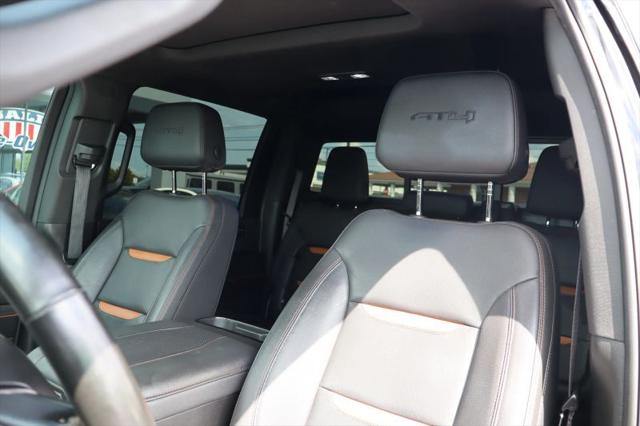 2024 GMC Sierra 2500HD 4WD Crew Cab Standard Bed AT4