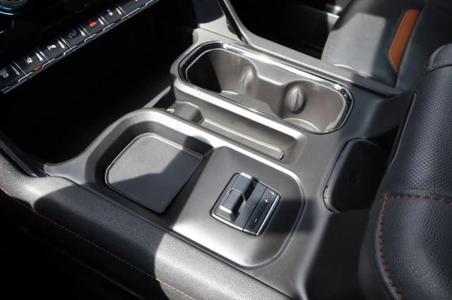2024 GMC Sierra 2500HD 4WD Crew Cab Standard Bed AT4