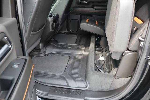2024 GMC Sierra 2500HD 4WD Crew Cab Standard Bed AT4