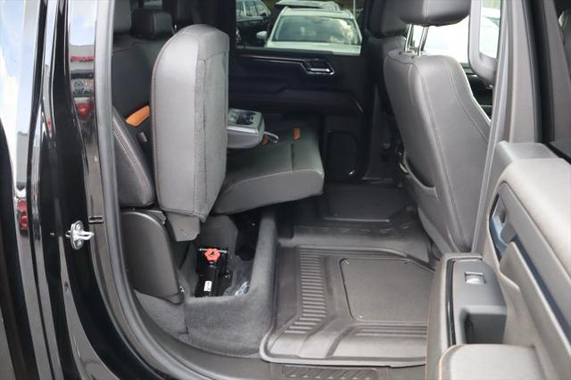 2024 GMC Sierra 2500HD 4WD Crew Cab Standard Bed AT4