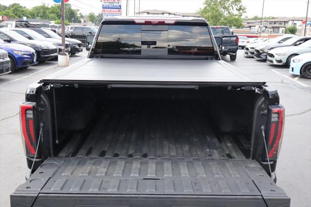 2024 GMC Sierra 2500HD 4WD Crew Cab Standard Bed AT4
