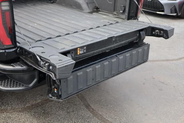 2024 GMC Sierra 2500HD 4WD Crew Cab Standard Bed AT4