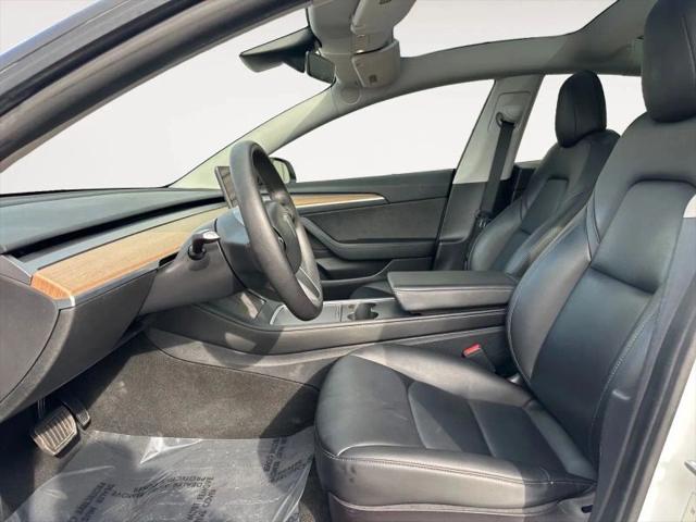 2021 Tesla Model 3 Standard Range Plus Rear-Wheel Drive