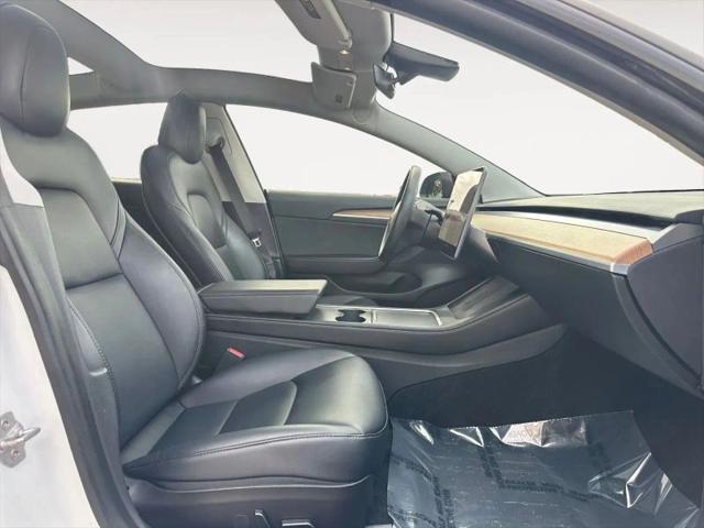 2021 Tesla Model 3 Standard Range Plus Rear-Wheel Drive