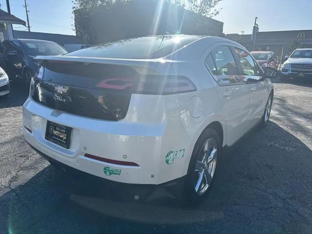 2012 Chevrolet Volt Base