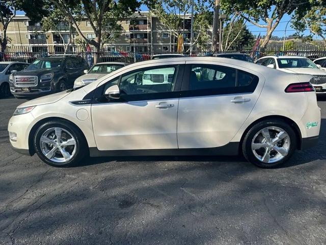 2012 Chevrolet Volt Base