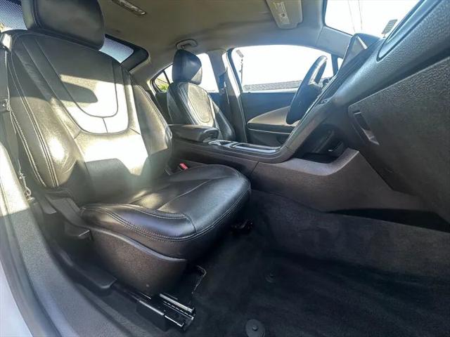 2012 Chevrolet Volt Base