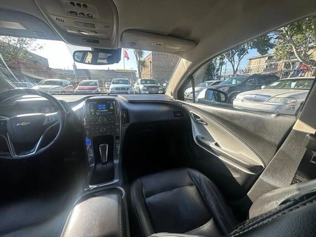 2012 Chevrolet Volt Base