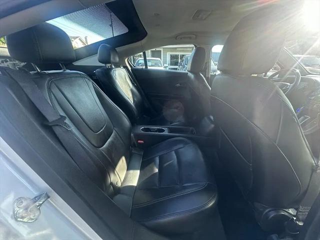 2012 Chevrolet Volt Base