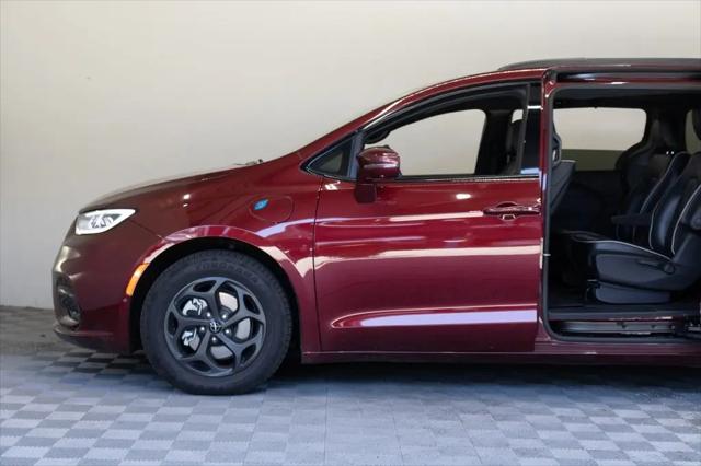2021 Chrysler Pacifica Hybrid Limited