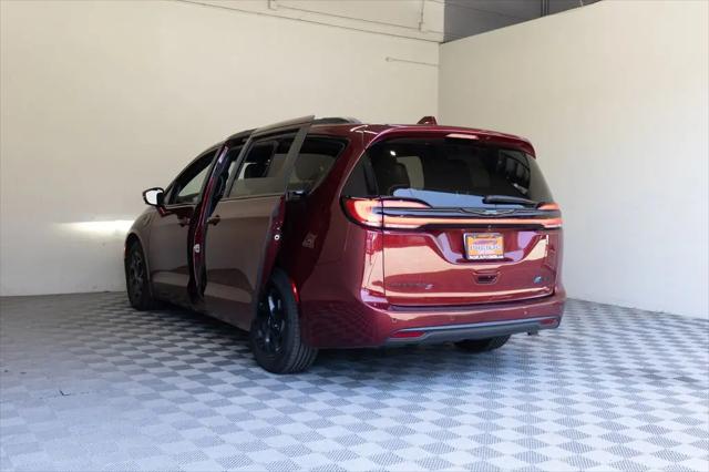 2021 Chrysler Pacifica Hybrid Limited