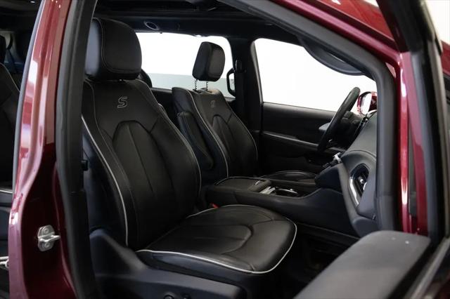 2021 Chrysler Pacifica Hybrid Limited
