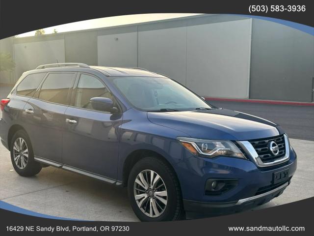 2018 Nissan Pathfinder SV