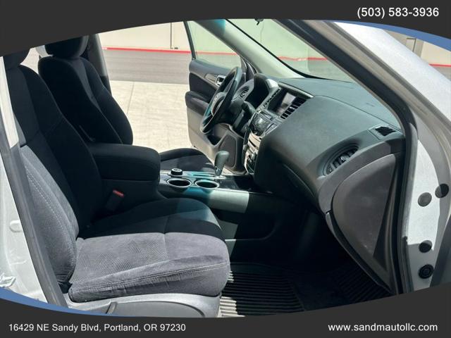 2015 Nissan Pathfinder S