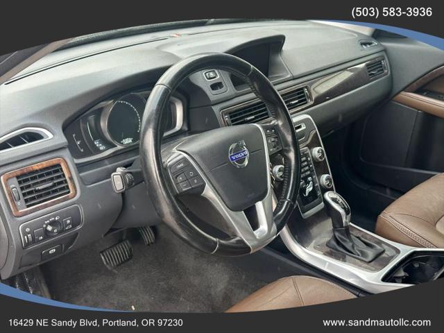 2016 Volvo XC70 T5 Premier