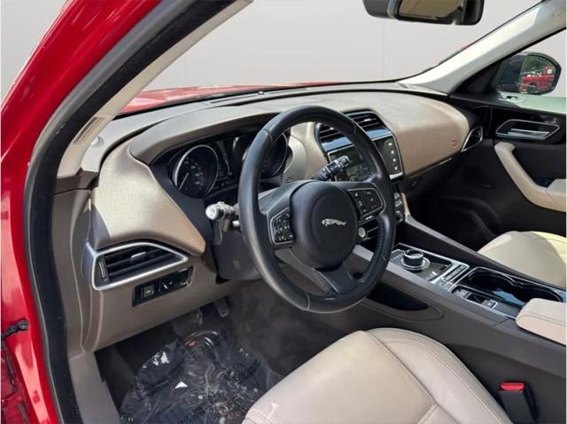 2017 Jaguar F-PACE 35t Prestige
