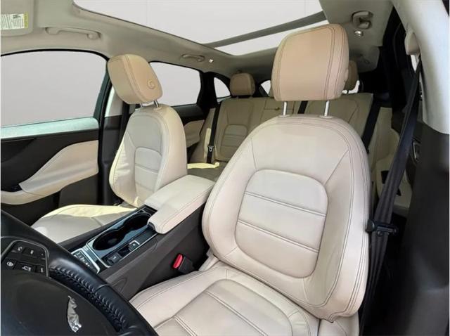 2017 Jaguar F-PACE 35t Prestige