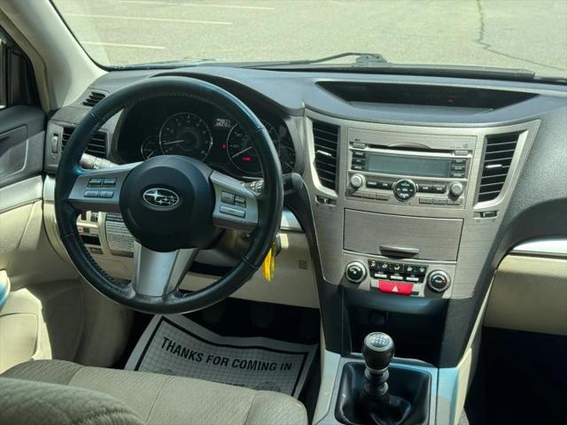 2010 Subaru Outback 2.5i Premium