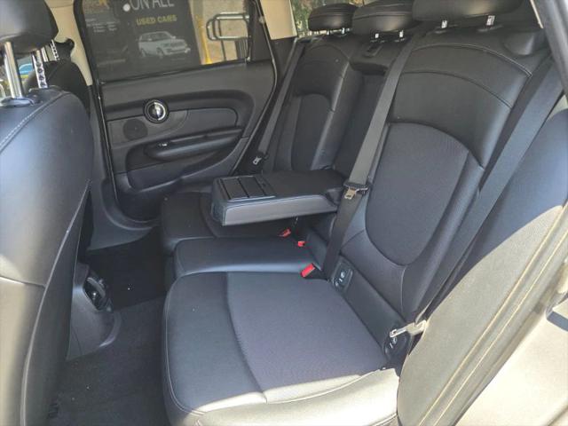 2017 MINI Cooper Clubman Cooper