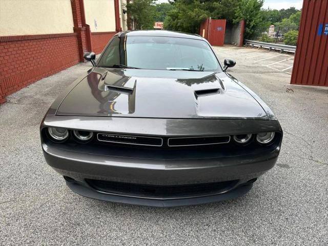 2015 Dodge Challenger SXT